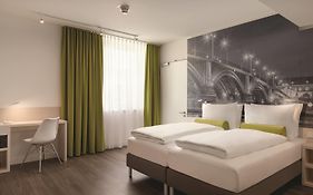Super 8 By Wyndham Mainz Zollhafen